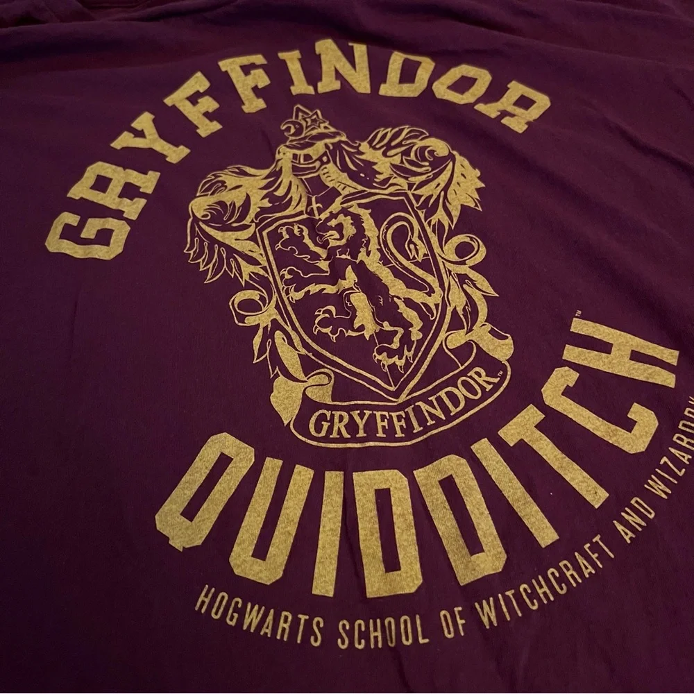 Harry Potter Gryffindor short sleeve Tee. Size XXL - Picture 4 of 6